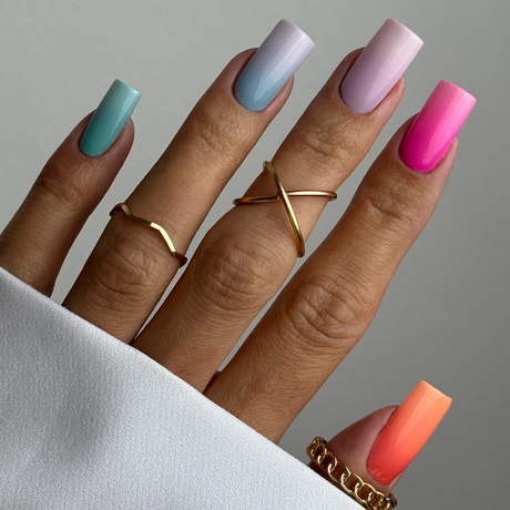 Lakier Hybrydowy FEVER Bloom - 17 - Modena Nails