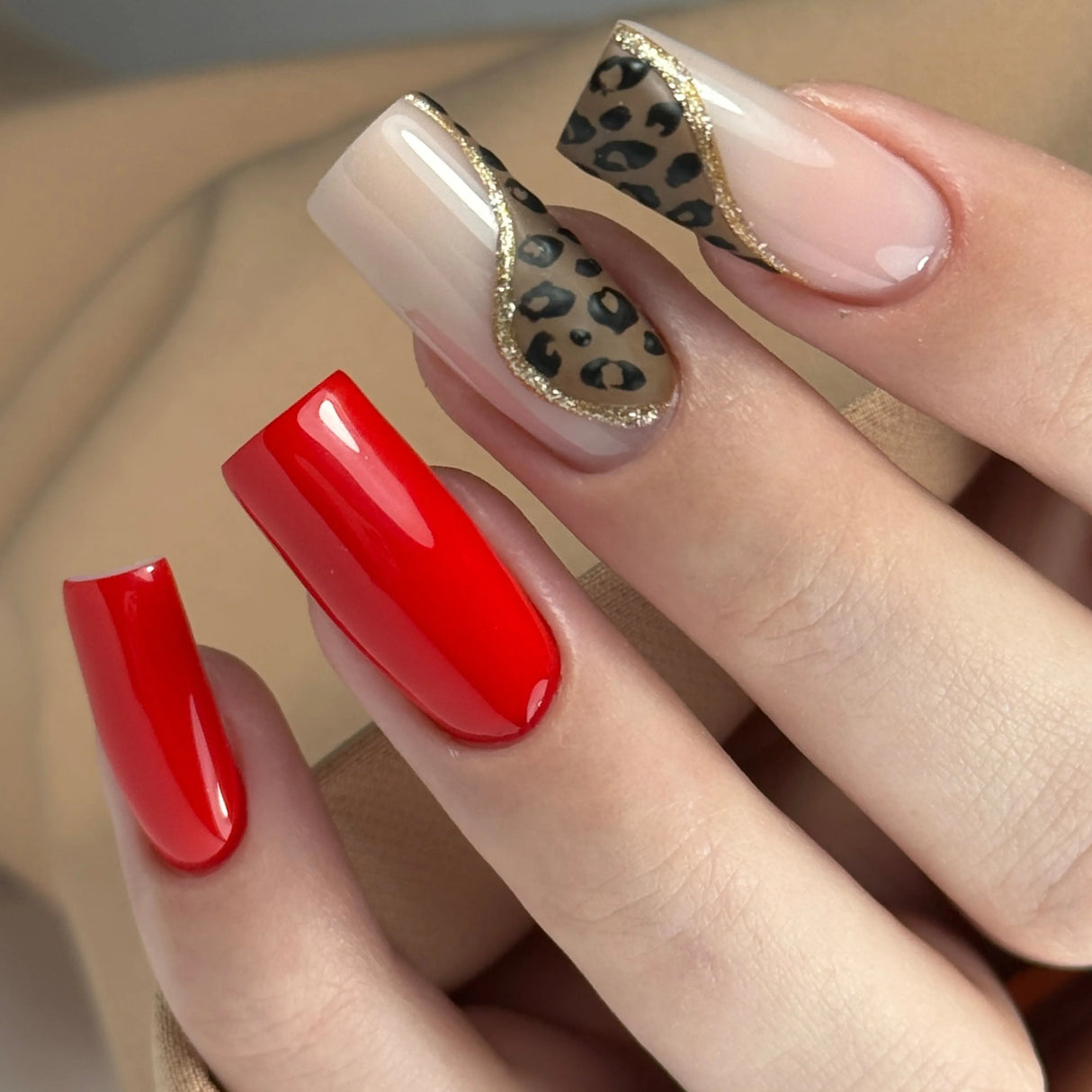 Lakier Hybrydowy FEVER Love - 61 - Modena Nails