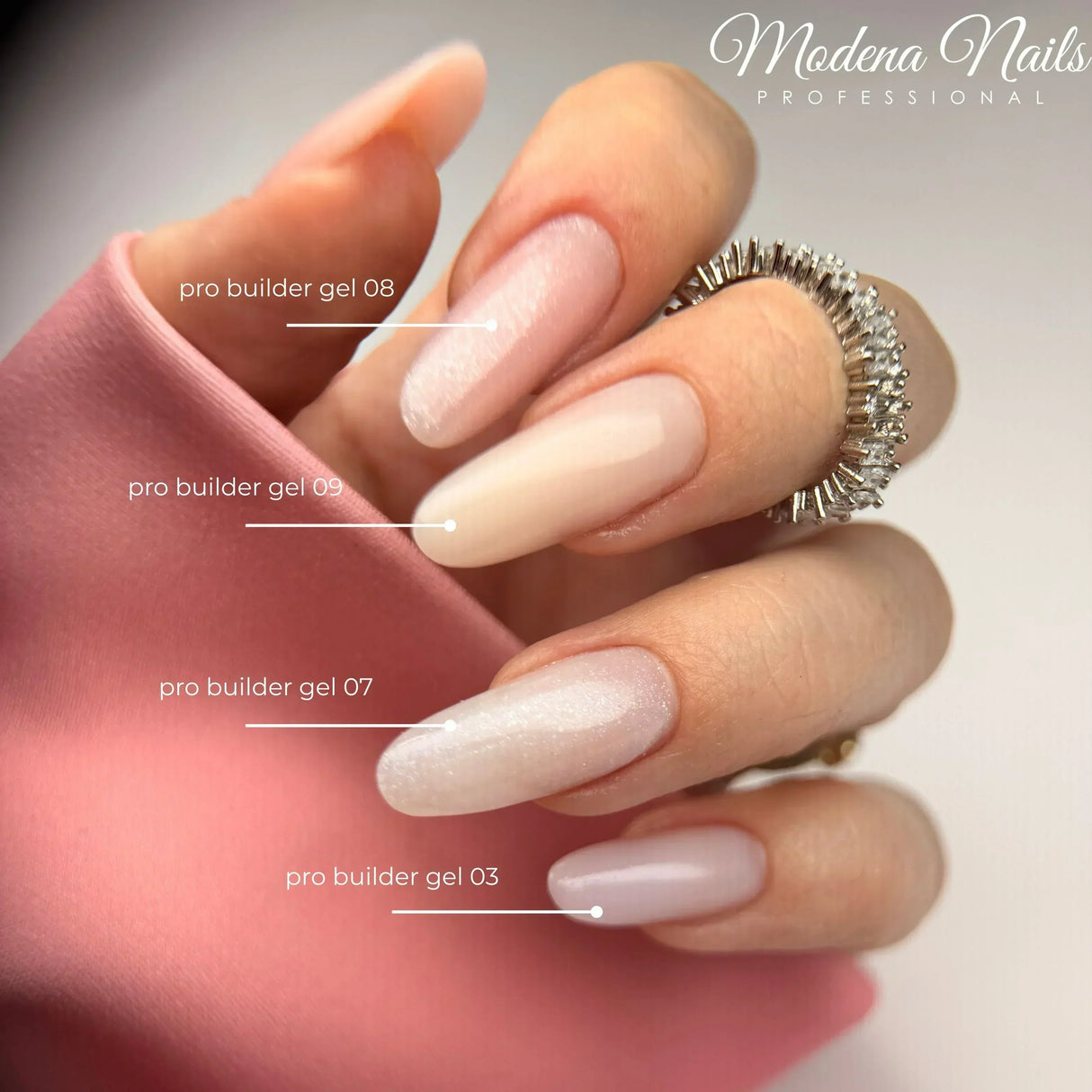 Paznokcie żelowe w odcieniach nude, róż i beż, długa płytka, stylizacja pro builder gel.