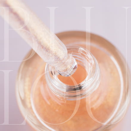 Lumiére De Corps - Glow D'or - Modena Nails  